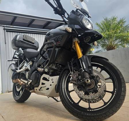 SUZUKI V-STROM 1000 ABS SUZUKI V-STROM 1000 ABS